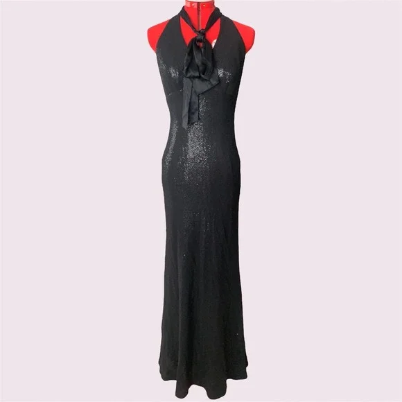 green emerald velvet dress CARMEN MARC VALVO Size 4 Cream Beaded Lace Overlay Sleeveless Gown main image 0